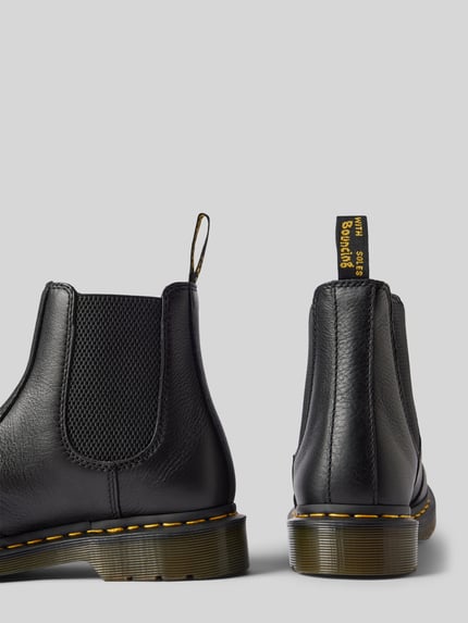 Dr. Martens Chelsea Boots aus Leder mit Ziernaht Black 2