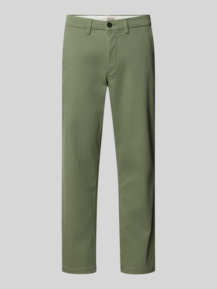 Produktfoto, grüne Straight Fit Chino mit Gesäßtaschen Modell 'Stollie' von JACK & JONES aus elastischem Baumwoll-Mix, glatte Struktur