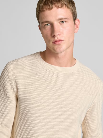 REVIEW Sweter z dzianiny z fakturowanym wzorem Écru 3