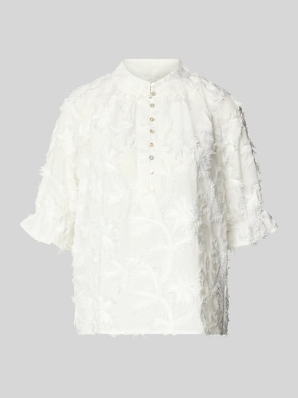 Produktfoto, Regular Fit Bluse mit Stitchings und Knopfleiste von Christian Berg Woman aus Baumwoll-Mix in Weiß, leichte Struktur.