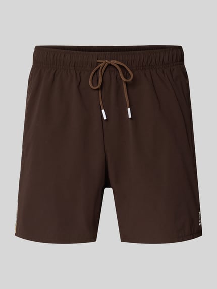 Produktfoto, Badeshorts mit Label-Stitching Modell 'Iconic' von BOSS, Optik: Unifarben, elastischer Bundabschluss, Tunnelzug, Seitentaschen, Gesäßtasche, Signature-Streifen, Materialverarbeitung: Stretch