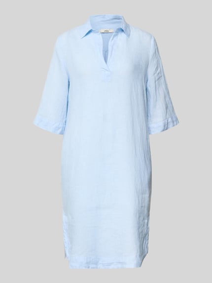 Produktfoto, Knielanges Leinenkleid Modell 'DERRY' von 0039 Italy, kolor jasnoniebieski, prosty krój, len, kołnierzyk koszulowy, dekolt w serek, długość do kolan, długość tyłu w rozmiarze S: 99 cm, szerokość w rozmiarze S: 53 cm, długość rękawów w rozmiarze S: 37 cm, faktura lekko kreszowana