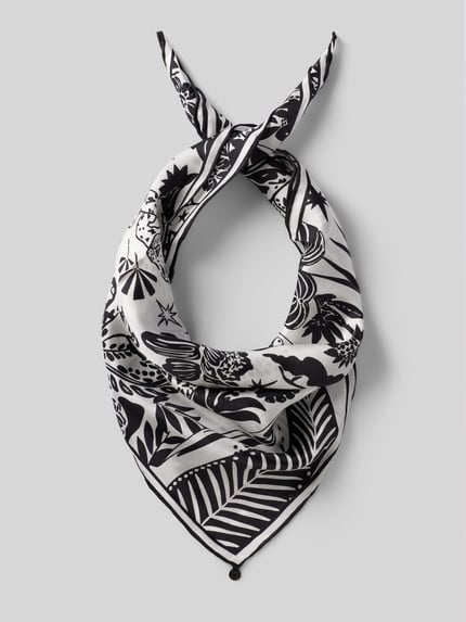 Productfoto, sjaal van zuiver zijde in vierkant model met all-over print, zwart-wit en jungleprints, Tuch aus Seide mit Allover-Print Modell 'JUNGLE' van Codello, dames sjaal 52 cm breedte en 52 cm lengte