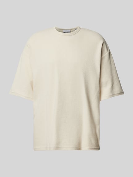 T-Shirt mit Strukturmuster Shop The Look MANNEQUINE