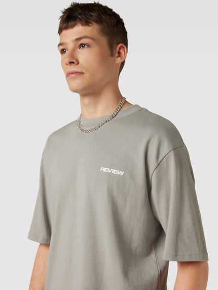 REVIEW T-Shirt mit Label-Detail Mittelgrau 3