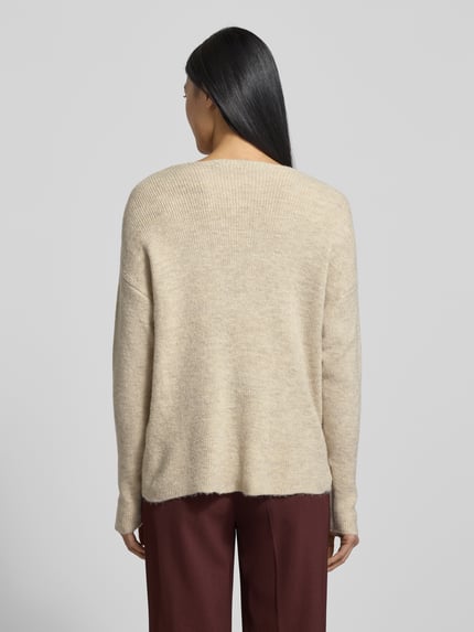 VERO MODA Sweter z dzianiny o kroju regular fit z dekoltem w serek model ‘CREWLEFILEGLITTER’ Écru 5