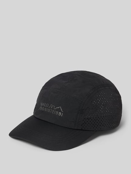 Produktfoto, czarna czapka z daszkiem model 'NYLON LIGHTWEIGHT' od HALO, nadruk z logo, regulowana długość, wzór nylon lightweight dla mężczyzn