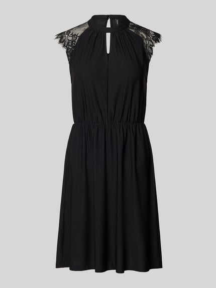 VERO MODA Tailliertes Freizeitkleid mit Spitzenbesatz Modell 'MILLA' Black 2