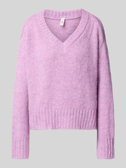 Produktfoto, Pullover mit V-Ausschnitt Modell 'ONLFIONA' von ONLY in hellem Lila, unifarben, Struktur-Strick, gerippte Abschlüsse, Cropped-Länge