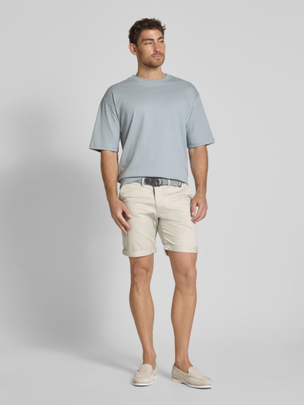 MCNEAL Slim Fit Bermudas mit Gürtel Ecru 1