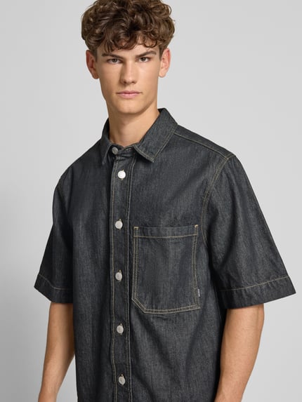 REVIEW Regular fit jeansoverhemd met borstzak Zwart - 3