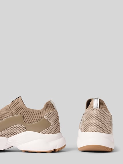 MICHAEL Michael Kors Slip-on-Sneaker mit Label-Detail Modell 'SAMI' Taupe 2