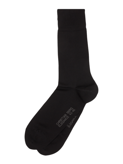 Produktfoto, Socken mit Label-Print im 2er-Pack von Christian Berg Men aus schwarzem Baumwoll-Mix mit geripptem Abschluss und körpernahem Schnitt.