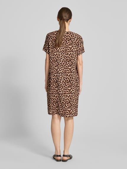 Christian Berg Woman Selection Knielange tuniekjurk met kapmouwen Beige - 5