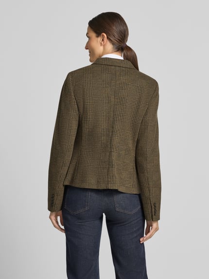 Frauenmodel trägt Regular Fit Longblazer aus Baumwoll-Woll-Mix von Polo Ralph Lauren in Braun mit Karomuster, Ganzkörperansicht Rückansicht. Damen Longblazer von Polo Ralph Lauren