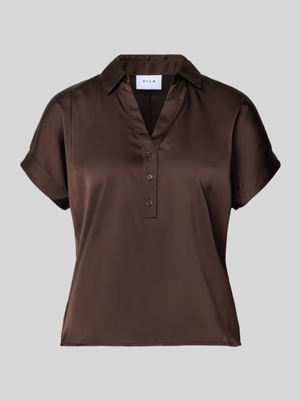 Produktfoto, Regular fit dames blouse van satijn model 'ENNA RAVENNA' van Vila in bruin met V-hals, knoopsluiting en mouwen met omslag, ruglengte bij maat 36: 59 cm