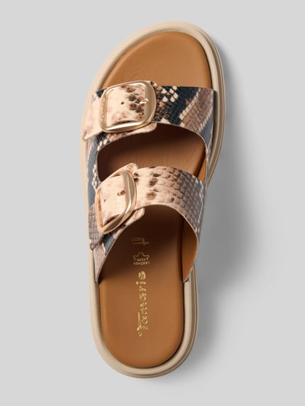 Produktfoto, Wedges aus echtem Leder von Tamaris, Optik: Unifarben, Schuhspitze: Abgerundet, Offen, Absatzform: Keilabsatz, Verschluss: Schlupf/offen, Dornschließen, Sohle: Profiliert, Material: Leder