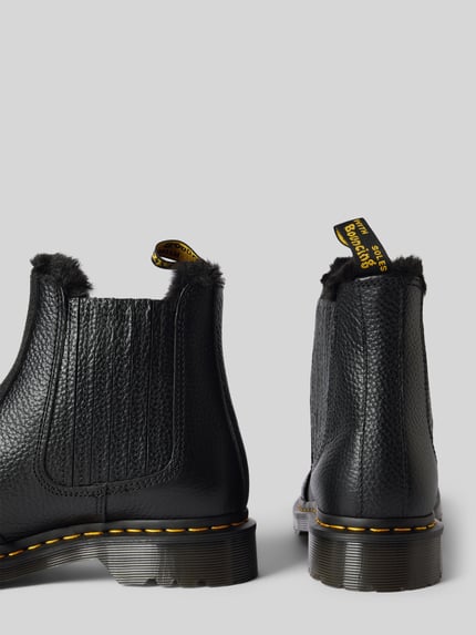 Dr. Martens Chelsea Boots mit Logo-Patch Modell 'Leonore' Black 2