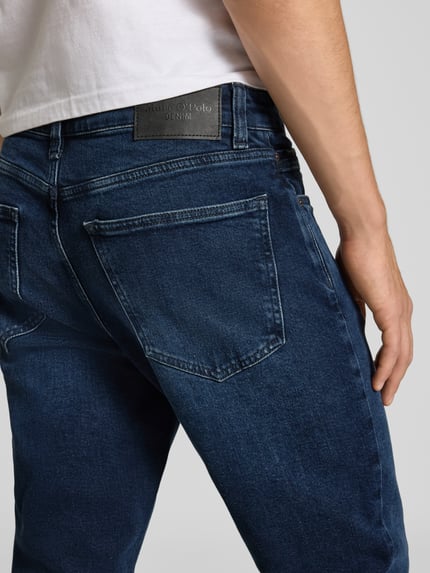 Marc O'Polo DENIM Tapered Fit Jeans aus Baumwoll-Mix Modell 'ARIC' Dunkelblau 3