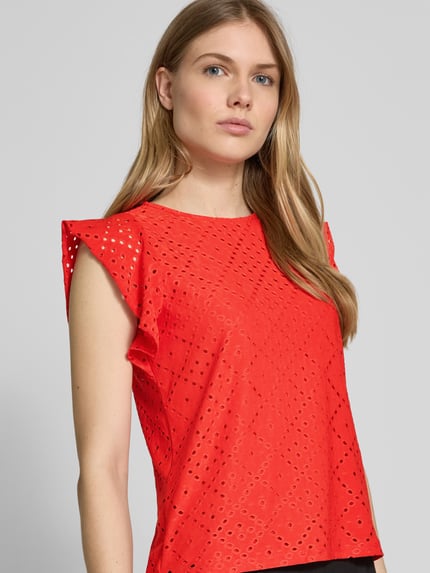 VERO MODA Regular Fit T-Shirt mit Lochstickmuster Muster 'TASSA' Rot 3