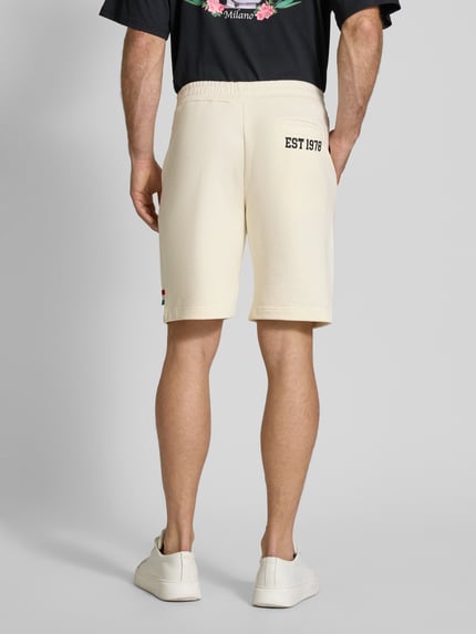 Carlo Colucci Sweatshorts mit Label-Print Offwhite 5