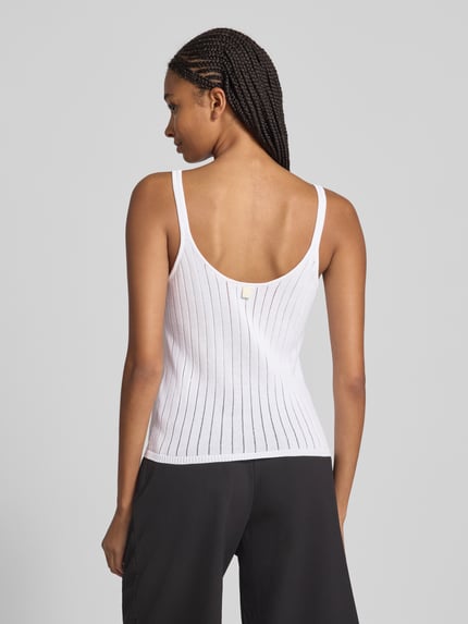 Karo Kauer Stricktop mit Label-Patch Weiss 5
