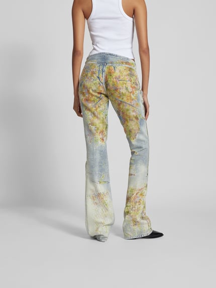 Diesel Flared Fit Jeans im Destroyed-Look Blau 5
