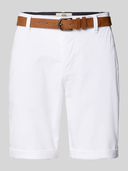 Produktfoto, Shorts mit Gürtel Modell 'MIKE' von Redefined Rebel in Weiß, Regular Fit, brauner Gürtel, Eingrifftaschen, Gesäßtaschen, glatte Baumwollstruktur