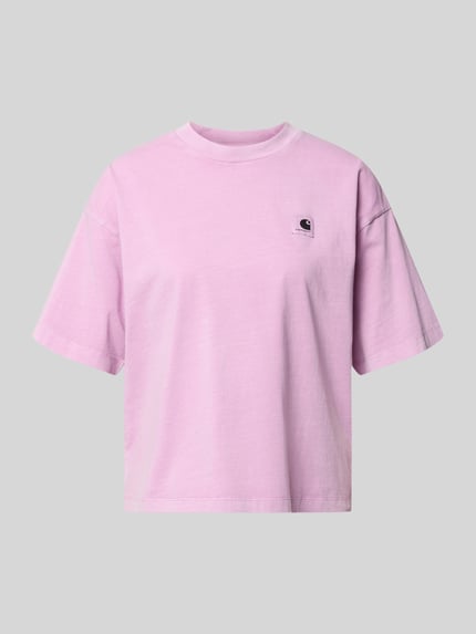 Produktfoto, T-shirt met labelpatch model 'Nelson' van Carhartt Work In Progress in lichtroze, puur katoen, losse pasvorm, ronde hals, korte mouwen