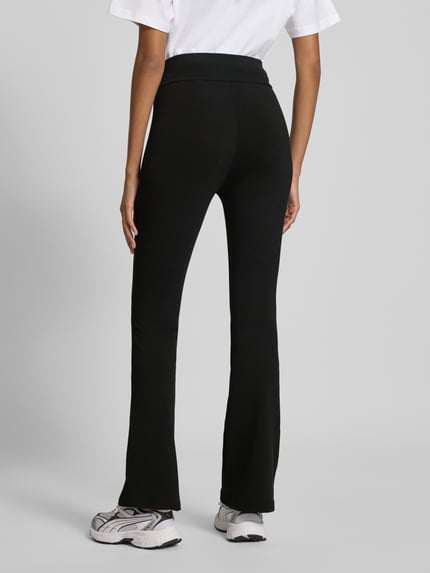 PUMA Slim fit bell bottom met labeldetail Zwart - 5