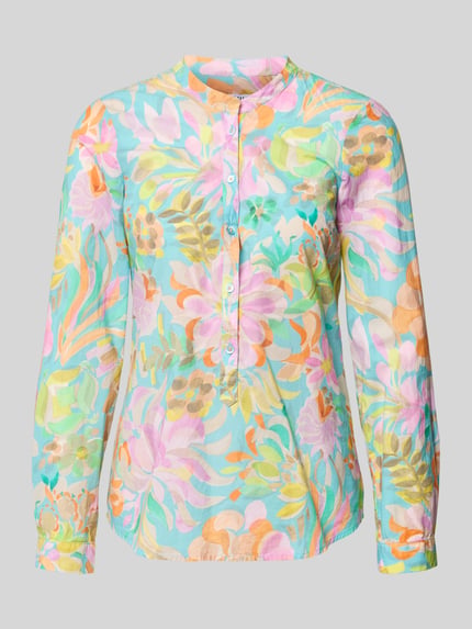 Produktfoto, Bluse mit abgerundetem Saum und Knopfleiste von Emily Van den Bergh w kolorowy kwiatowy wzór, bawełna, krój straight fit, okrągły dekolt, krótka listwa guzikowa, długość tyłu w rozmiarze 36: 67 cm, długość rękawów w rozmiarze 36: 51 cm
