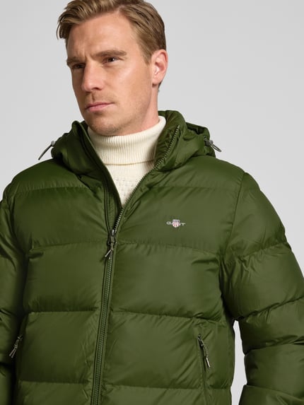 GANT Regular Fit Steppjacke mit Logo-Stitching Modell 'Cloud' Oliv 3