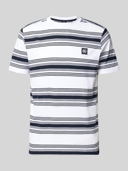 Produktfoto, T-Shirt mit Label-Patch und Rundhalsausschnitt von Lerros, weiße und dunkelblaue Querstreifen, Reine Baumwolle, Regular-Fit, Rückenlänge bei Größe M 72 cm