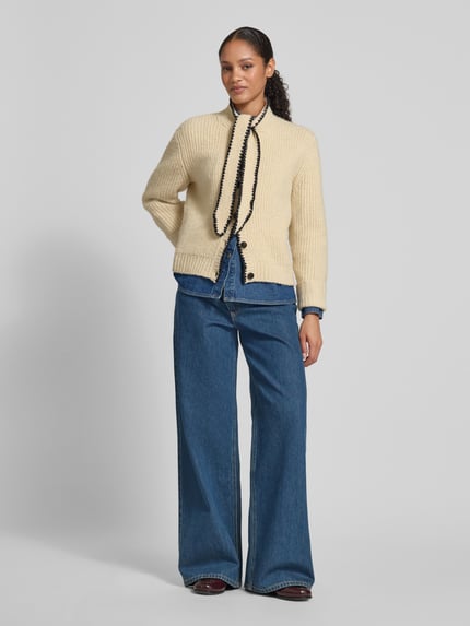 Jake*s Casual Jeans mit asymmetrischem Knopfverschluss Jeansblau 1