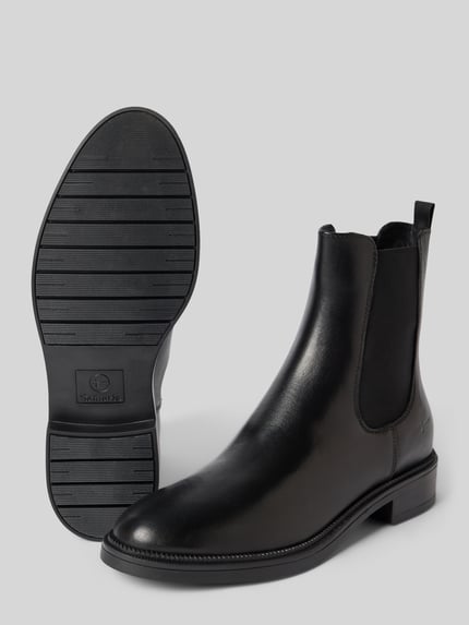 Productfoto, zwarte chelsea boots van rundleer met elastische inzet en profielzool, Chelseas uit echt rundleer van Tamaris, Dames