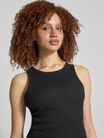 PIECES Regular Fit Tank Top in Rippoptik Modell 'RUKA' Black 3