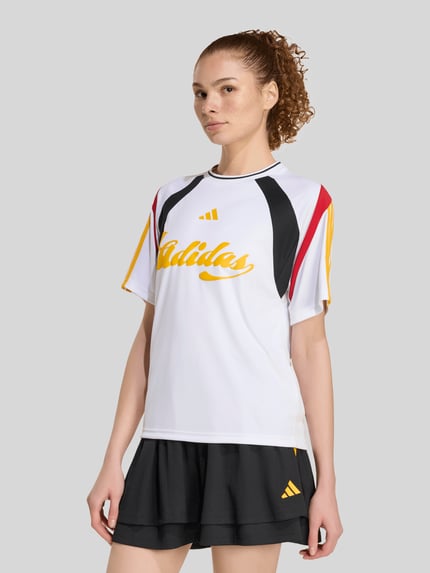adidas Sportswear t-shirt sport o kroju relaxed fit z nadrukiem z logo Biały 4
