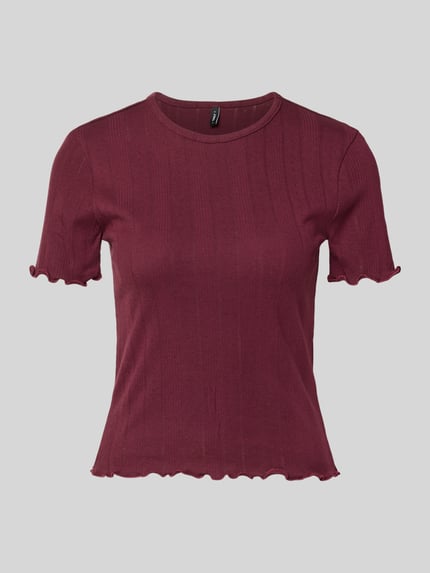 Produktfoto, dunkelrotes Slim Fit T-Shirt aus Baumwoll-Mix Modell 'TENNA' von ONLY, Damen T-Shirt von ONLY vor grauem Hintergrund.