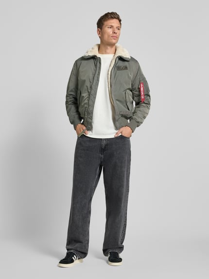 Alpha Industries Bomberjacke mit Reißverschluss und Label-Patch Oliv 1