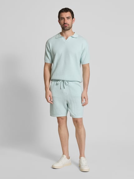 BOSS Orange Regular Fit Sweatshorts mit Strukturmuster Modell 'Amoffle' Hellblau 1