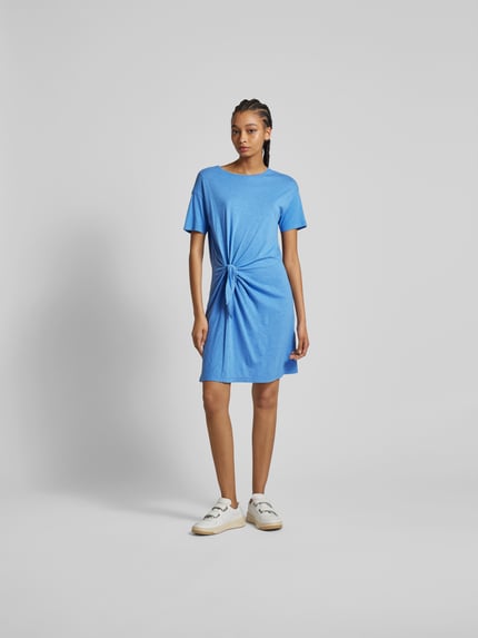 Juvia t-shirtjurk met knoopdetail Bleu - 1