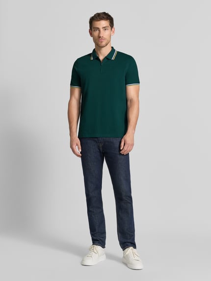 MCNEAL Slim Fit Poloshirt mit Kontraststreifen und Reißverschluss Neon Gruen 1