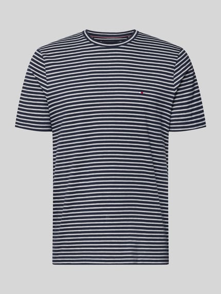 Produktfoto, Regular Fit T-Shirt aus reiner Baumwolle von Tommy Hilfiger, Optik: Allover-Muster, gestreift, Logo-Stitching, Rundhals, Kurzarm
