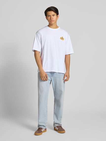 REVIEW T-Shirt mit Label-Patch Weiss 1