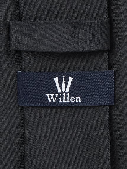 Produktfoto, Krawatte aus Seide (7,5 cm) von Willen in Schwarz, fein strukturiert, mit Label-Detail, klassische Form, Breite bei Größe 1: 8 cm