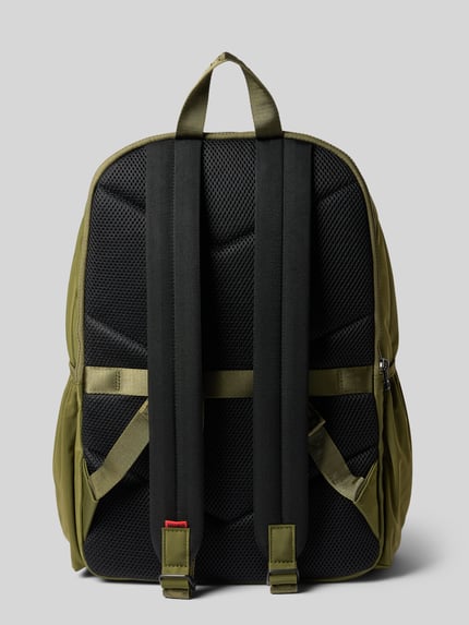 Produktfoto, Rucksack mit Label-Detail Modell 'AYDEN' von HUGO in Olivgrün mit schwarzen Trägern, strukturierte Rückseite, Herren Rucksack von HUGO