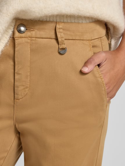 MAC Chinosy z detalem z logo model ‘CHINO TURN UP’ Beżowy 3