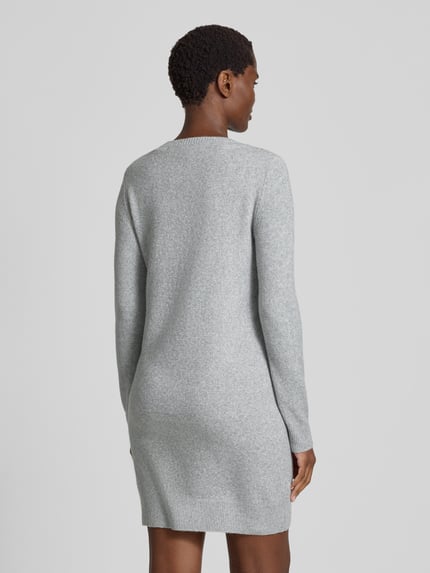 VERO MODA Figurumspielendes Strickkleid mit Rundhalsausschnitt Modell 'DOFFY' Hellgrau 5
