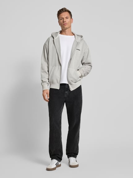 Carhartt Work In Progress Straight Fit Jeans in Cord-Optik Modell 'Aaron' Black 1