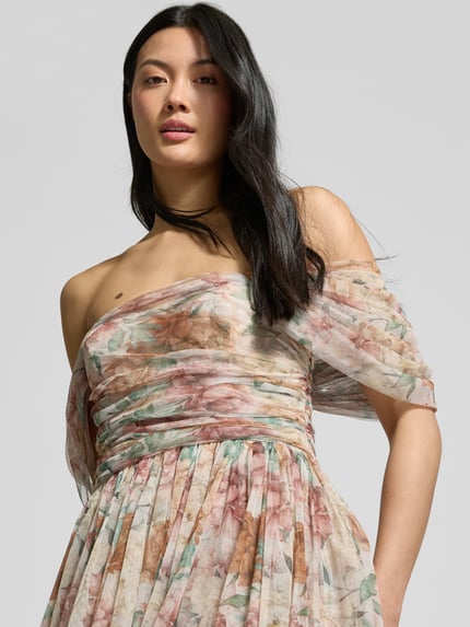 Lace & Beads Abendkleid mit Smok-Detail Rose 3